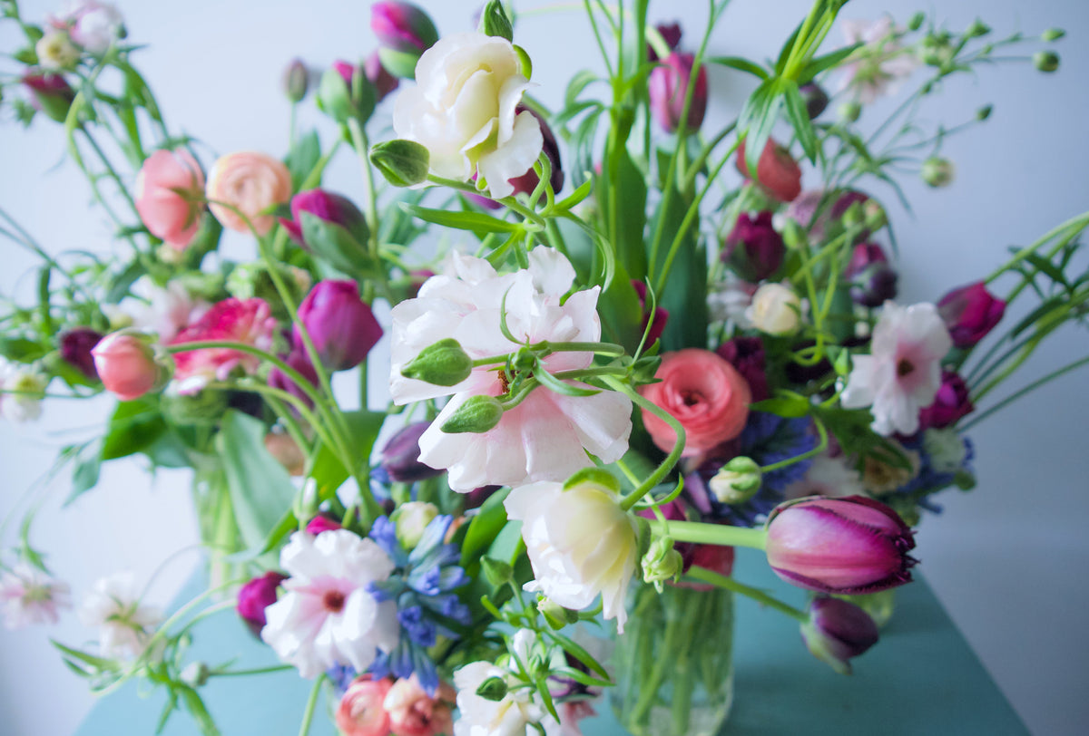 Florists Delivery. Send Fieldwork-Style Flowers Vancouver WA., Portland, OR., Nationwide.