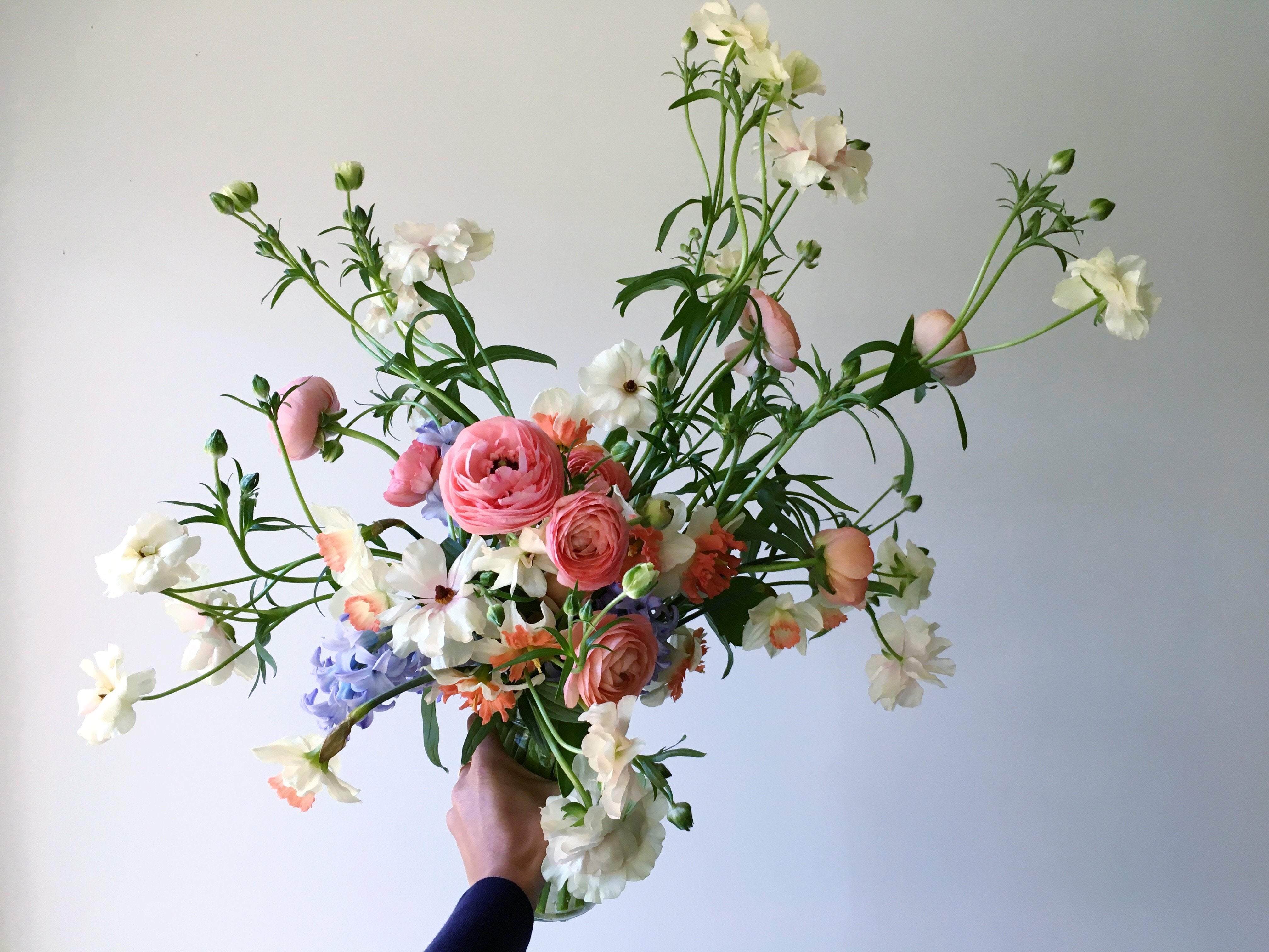 Large Flower Arrangements for Delivery Vancouver, Washington and Portland, Oregon. Send Locally Grown Flowers.