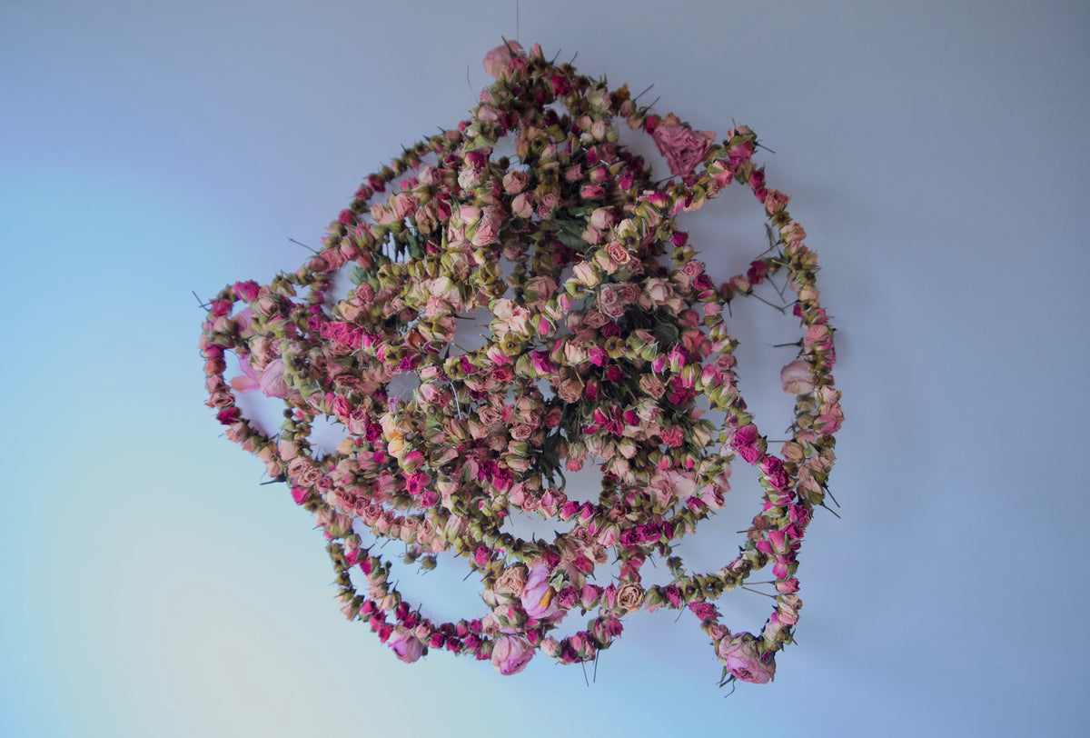DRY ROSE ROPE & WREATH